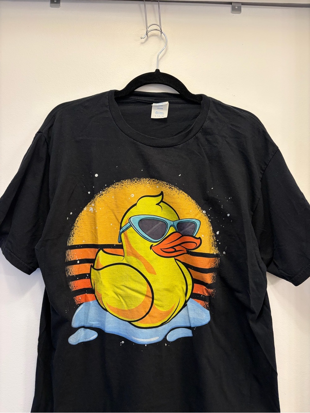 Rubber Duck Graphic T Shirt Men's Large Black Retro Sunglasses Port & Company - Picture 2 of 6